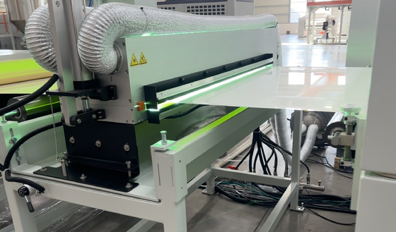 買う PETG 装飾用シートエクストルーションライン 850kg/H 出力容量,4*8フィート*1mm 厚さ範囲とABA構造 online manufacture