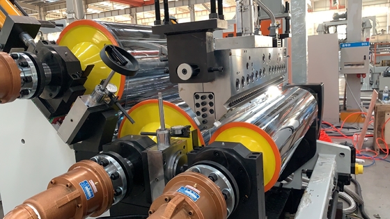 購入 パッケージを印刷するThermoformingのためのシートの放出ラインを形作るペット真空 online manufacture