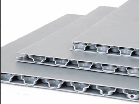 高強度ターンオーバーボックスのために使用される多壁/単一PPハニーコムプレートエクストルーションライン